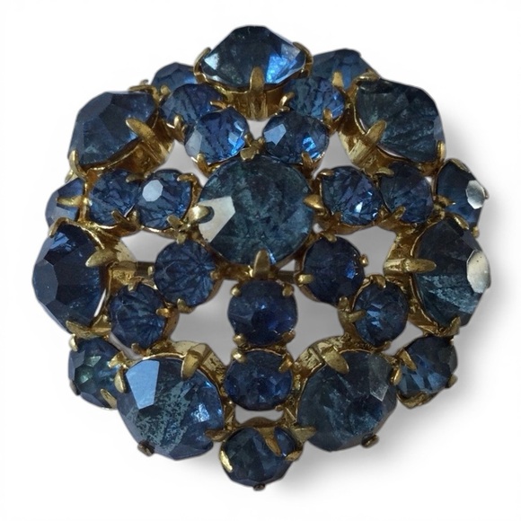 Vintage Gold-tone Signed Czechoslovakia Blue Rhinestone Brooch • Prong‑Set - Picture 4 of 13